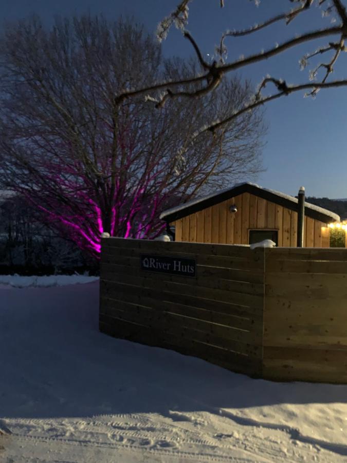 River Huts, Highland River Retreat With Hot Tub Inverness Exterior foto